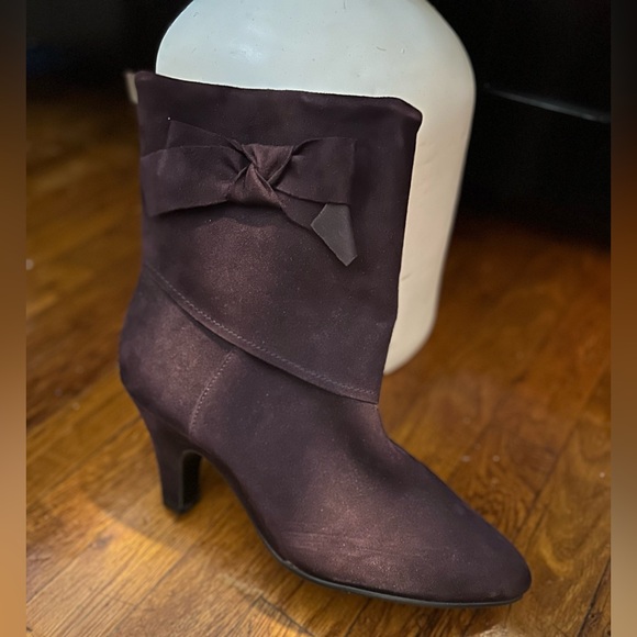 AEROSOLES |  Acappella Suede Boot - Picture 10 of 10
